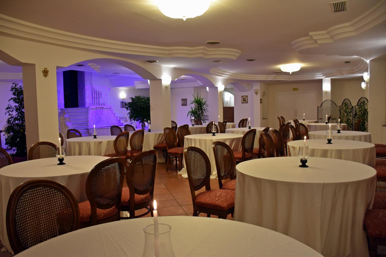 Hotel Joy Castel Volturno Esterno foto