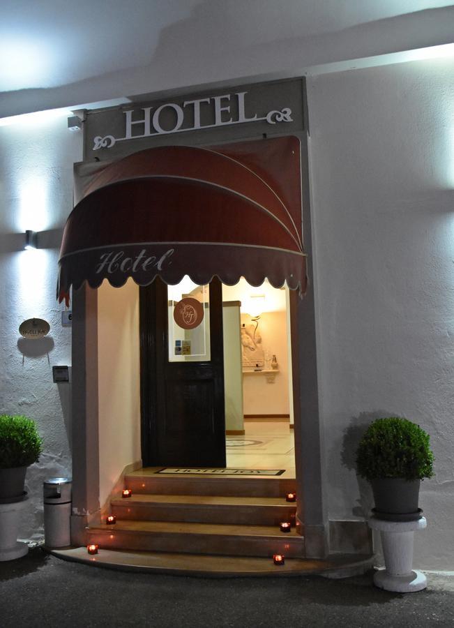 Hotel Joy Castel Volturno Esterno foto