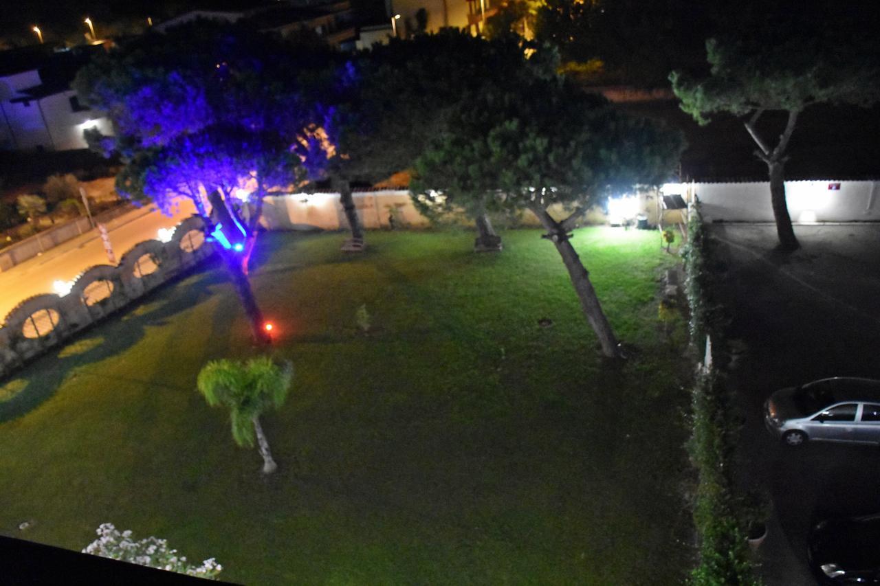 Hotel Joy Castel Volturno Esterno foto