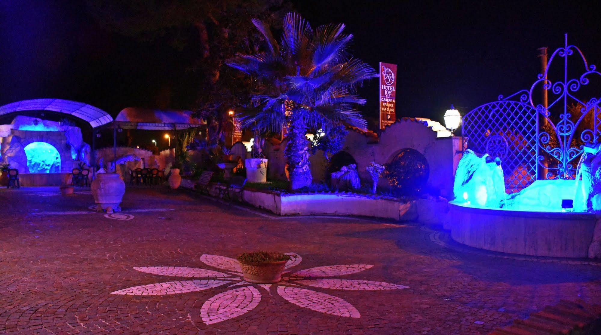 Hotel Joy Castel Volturno Esterno foto